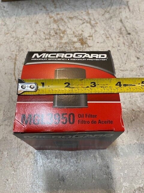 12 Quantity of Microgard MGL3950 Oil Filters (12 Quantity)