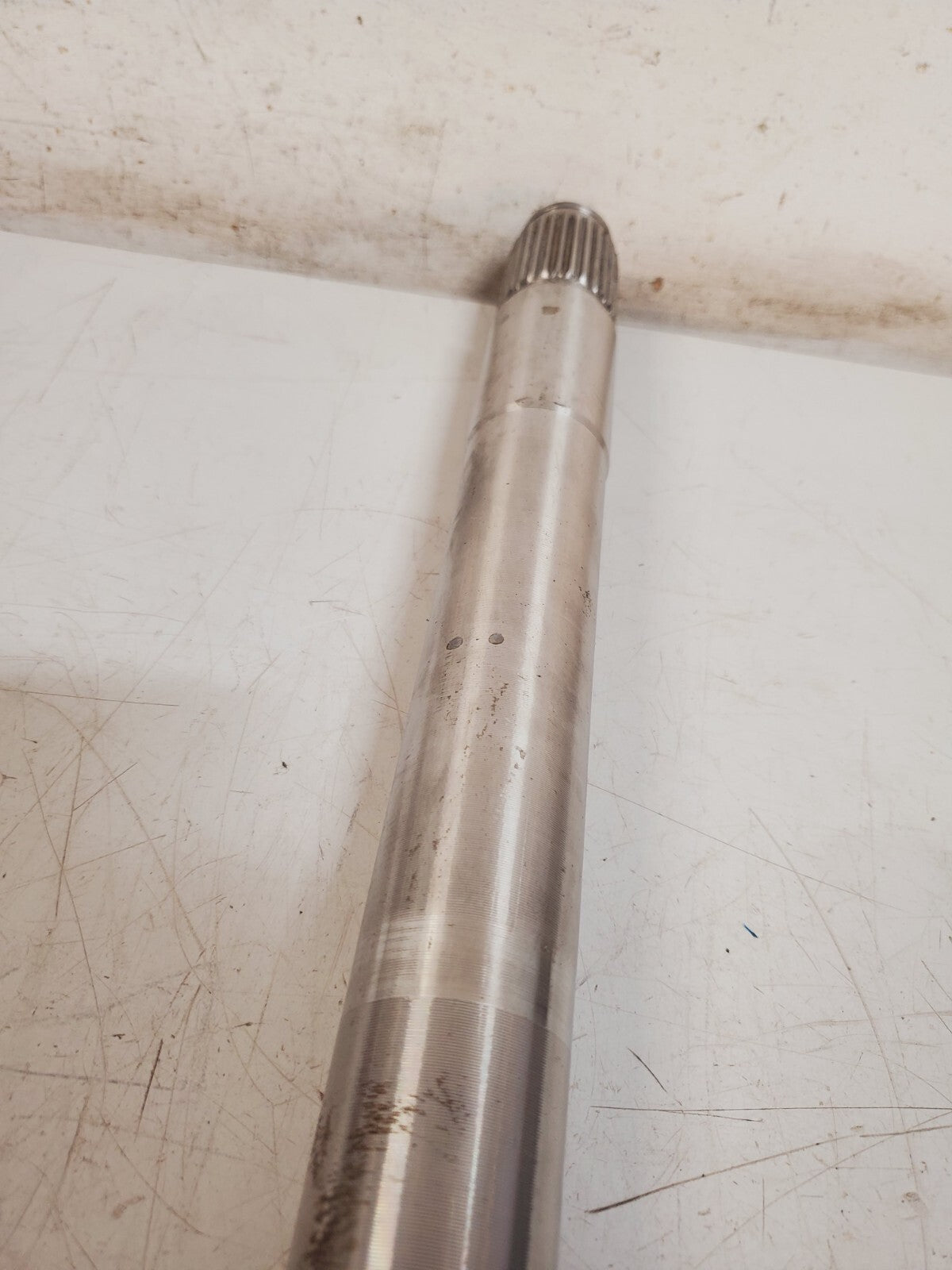 Camshaft AE87R | 25-1/4" Length | 28 Spline