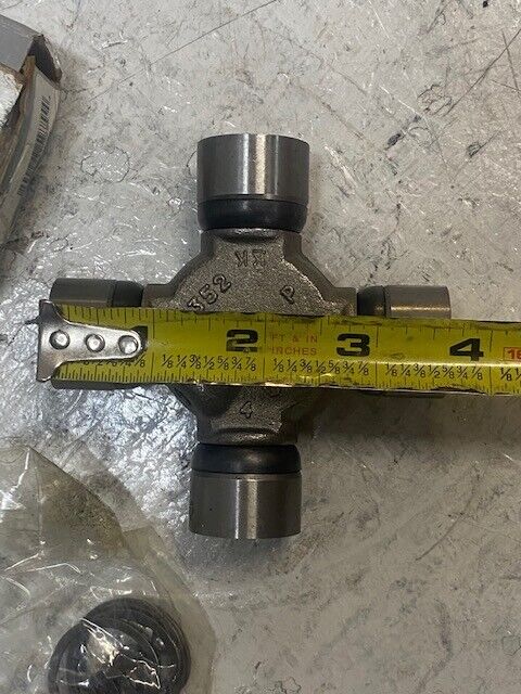 One Source Federal Mogul Precision Universal Joint 354XS 352