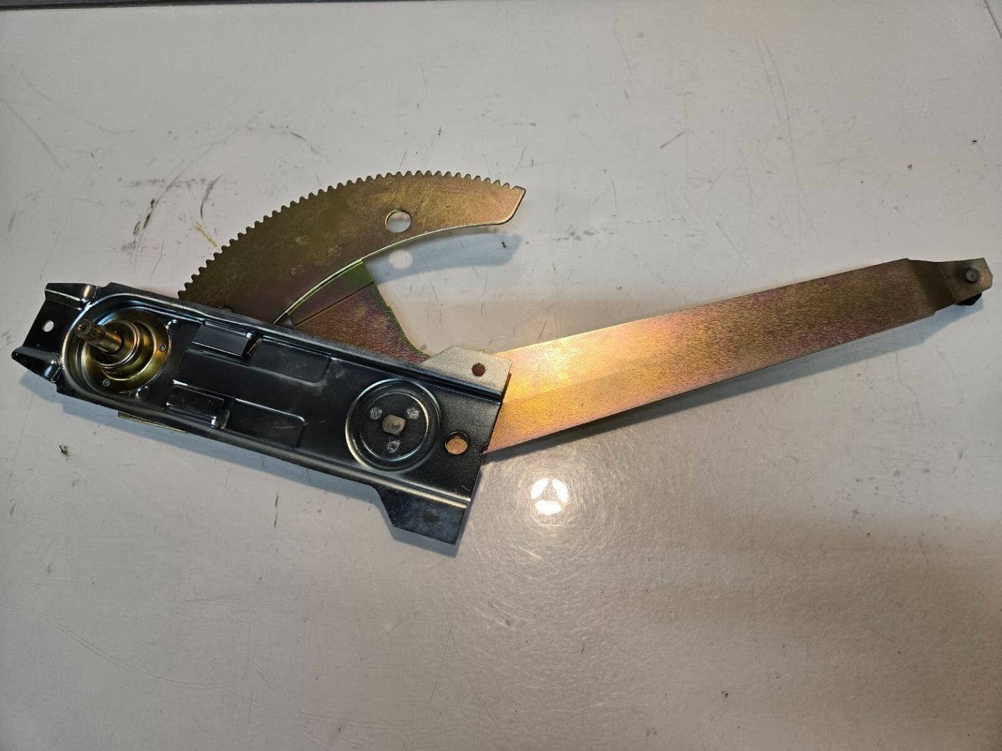 Ford Window Regulator E7TZ-1523200A | T089R for 80-91 Bronco and Pickup