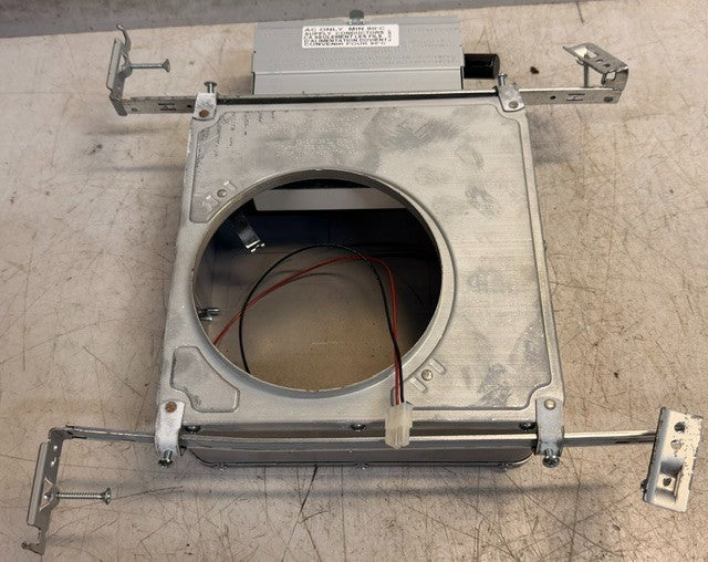 Philips LyteCaster Lightolier Recessed Commercial Downlight 1050LRN0609D2