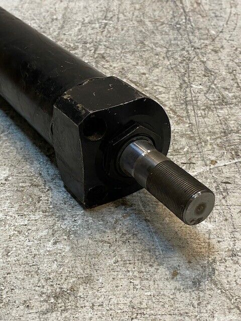 Hydraulic Cylinder 18-3/4" Long 41mm End 31mm ID 67mm OD 24mm Threaded End