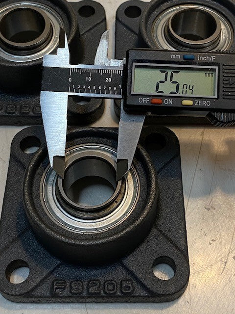 3 Quantity of PEER 4-Bolt Flange FS205 Insert Bearings FH205-16 (3 Quantity)