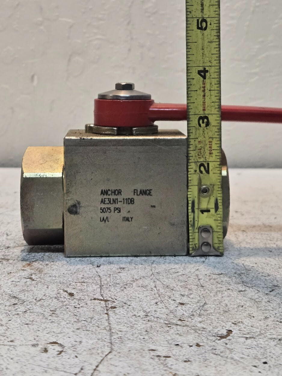 Anchor Flange 3-Way Block Body Threaded Valve AE3LN1-11DB | 5075 PSI