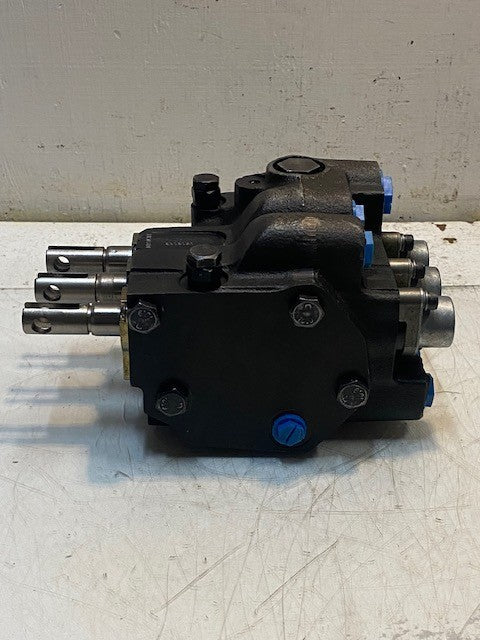 Hydraulic Directional Control 3-Spool Valve 0502032 | B1204SDH