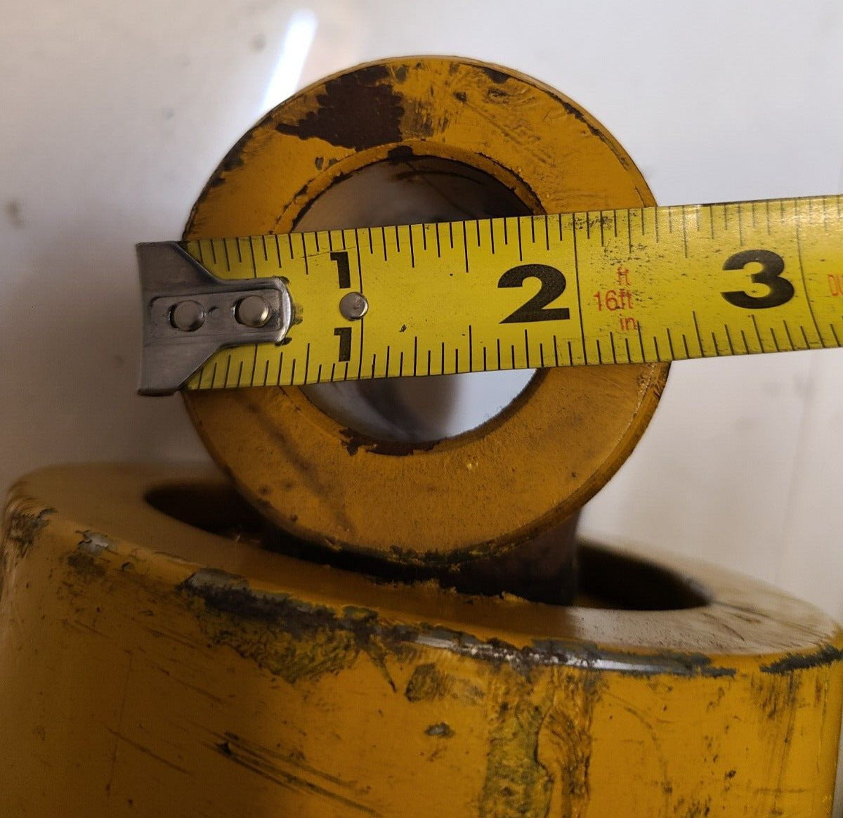 AHI Core Hydraulic Cylinder  R13601 | EA32571
