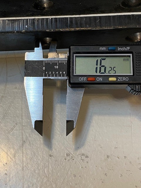 Hydraulic Cylinder 20" Long 85mm OD 22mm Bore 16mm Hole 20mm Hole