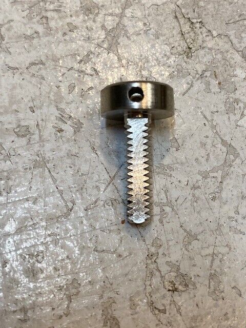 5 Quantity of 2596763 Machine Screw 5305-01-060-3261 (5 Quantity)