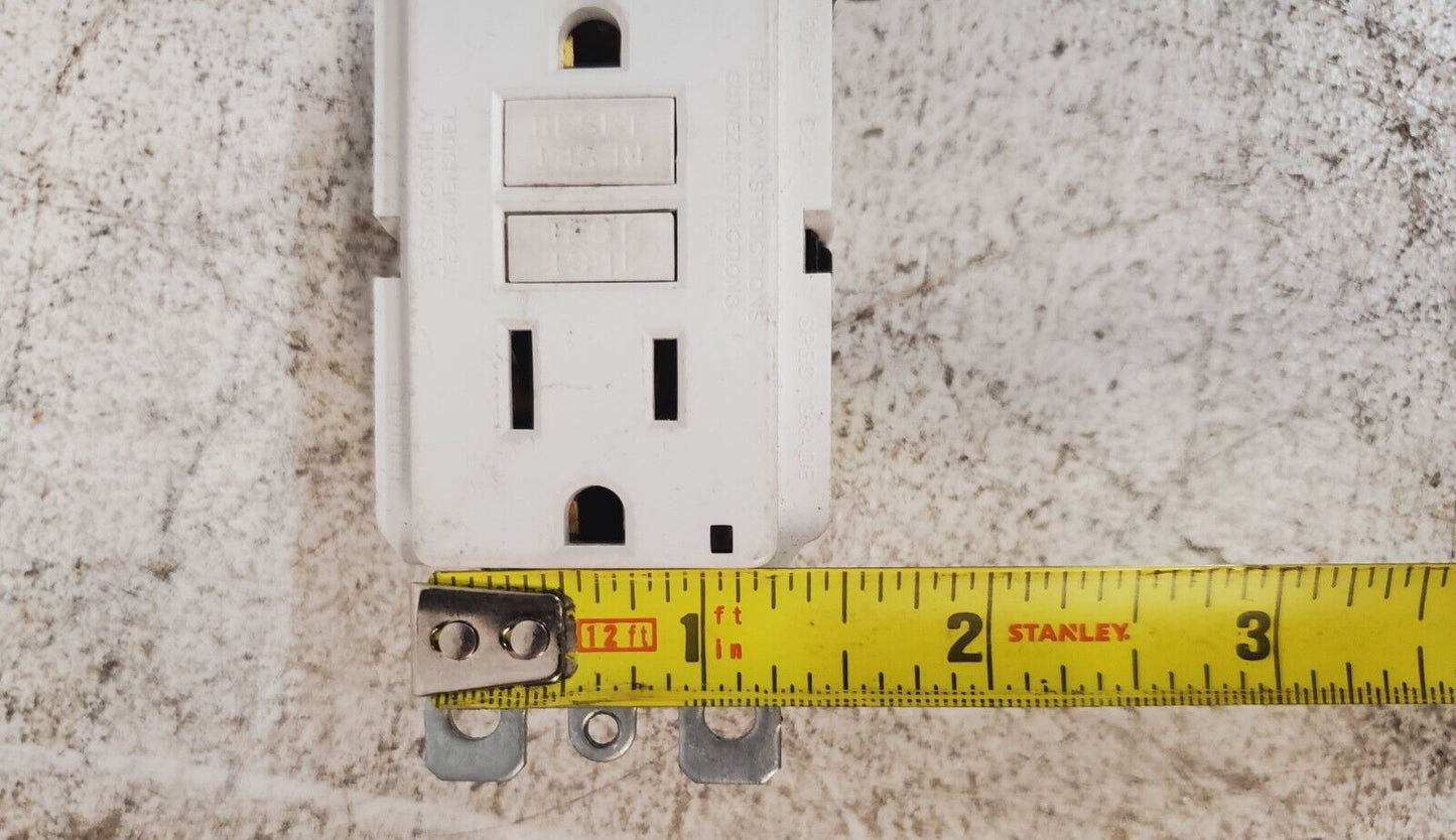 9 Qty. of Leviton Circuit Interrupters Class A | N7599 | 20A | 125V 60Hz (9 Qty)