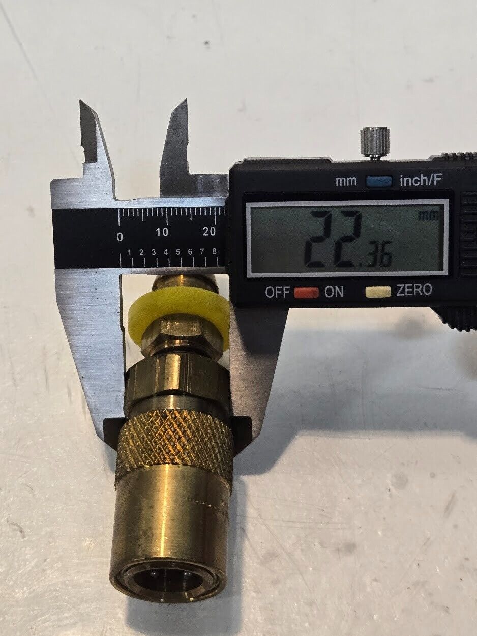 2 Quantity of PPE 300 Series 1/4" Quick Connect Fittings 3/8" Push-Lok (2 Qty)