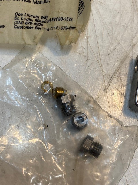 Centro-Matic Model 83715-3 Single Grease Injector Assembly Lubrication Injector