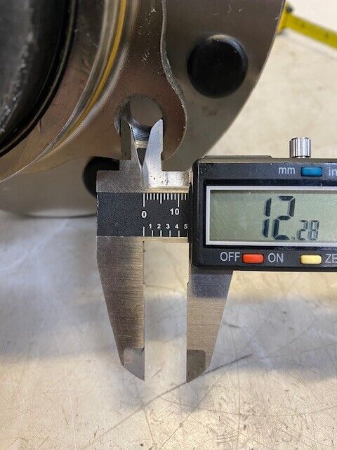 K515076 Wheel Hub & Bearing Assembly 8 x 170mm Bolt Pattern