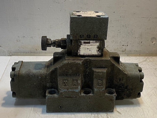 Denison Hydraulic Directional Control Valve 4RP01D625A3G24 3DP06E430301A3G24