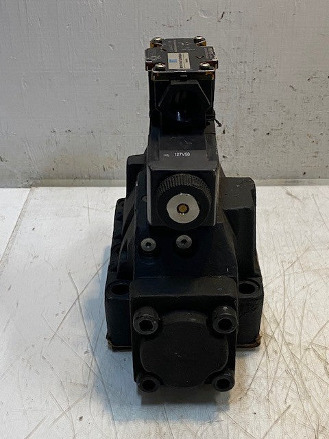 Harsco Track Technologies HTT Directional Control Valve 0-3333039-0-03