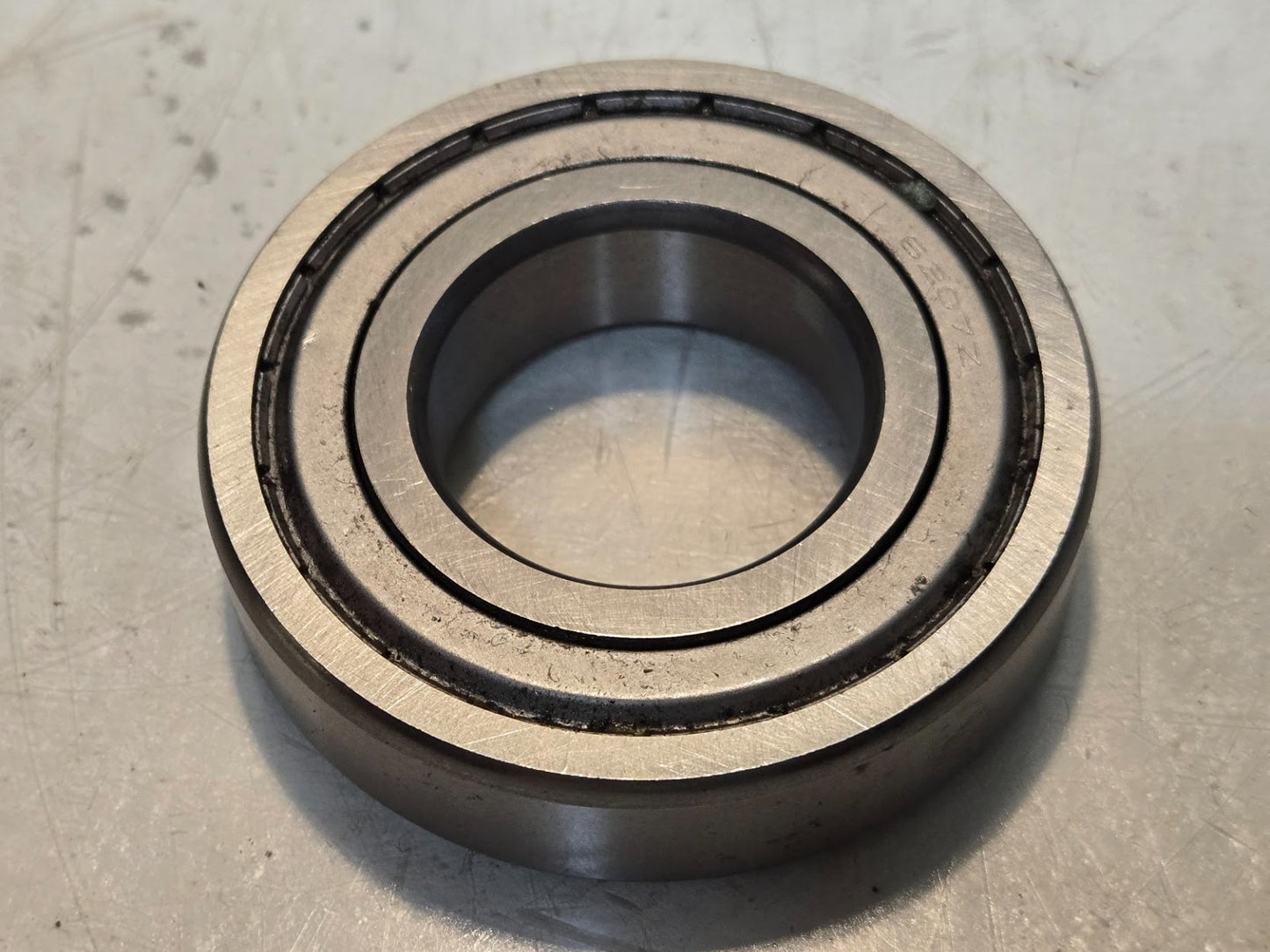 Metal Shielded Ball Bearing 6207Z | 72 mm OD x 35 mm Bore x 17 mm Thick