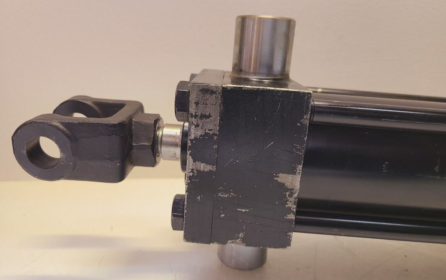 Lehigh Pneumatic Air Cylinder Model HP25 S/N 1029357