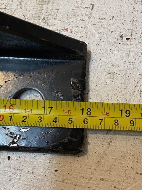 Pair of Mounting Frame Rail Brackets 18" Long 2-7/8" Wide 2-7/8" Tall 20mm Bore