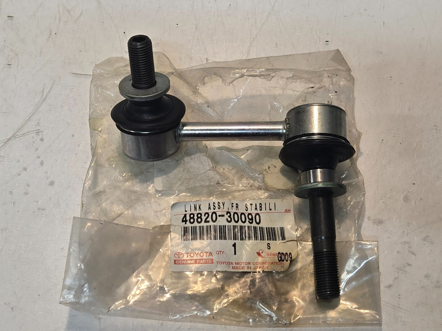 Toyota Genuine Parts Front Stabilizer Link Assembly 48820-30090 | GD09