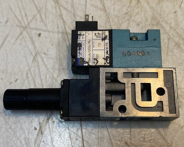MAC Pneumatic Solenoid Air Control Valve 45A-LAJ-DDDJ-1KJ | 24 VDC | 7.3 Watts