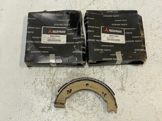 2 Quantity of Mitsubishi Forklift Trucks NA013004 Shoe Assy (2 Quantity)