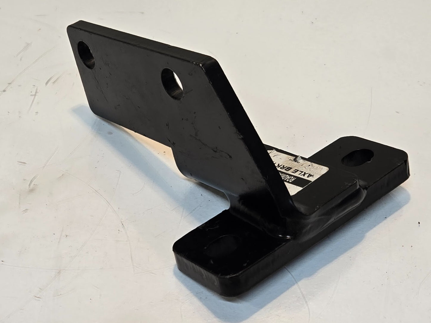 Roadmaster B721 Axle Bracket RH for Sprinter Van | 7" x 5-1/2" x4"