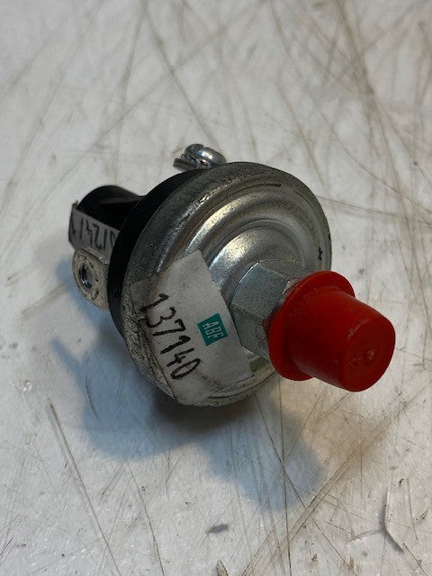 Hydraulic Brake Pressure Stop Light Switch 137140 | 20 PSI Capacity Pressure