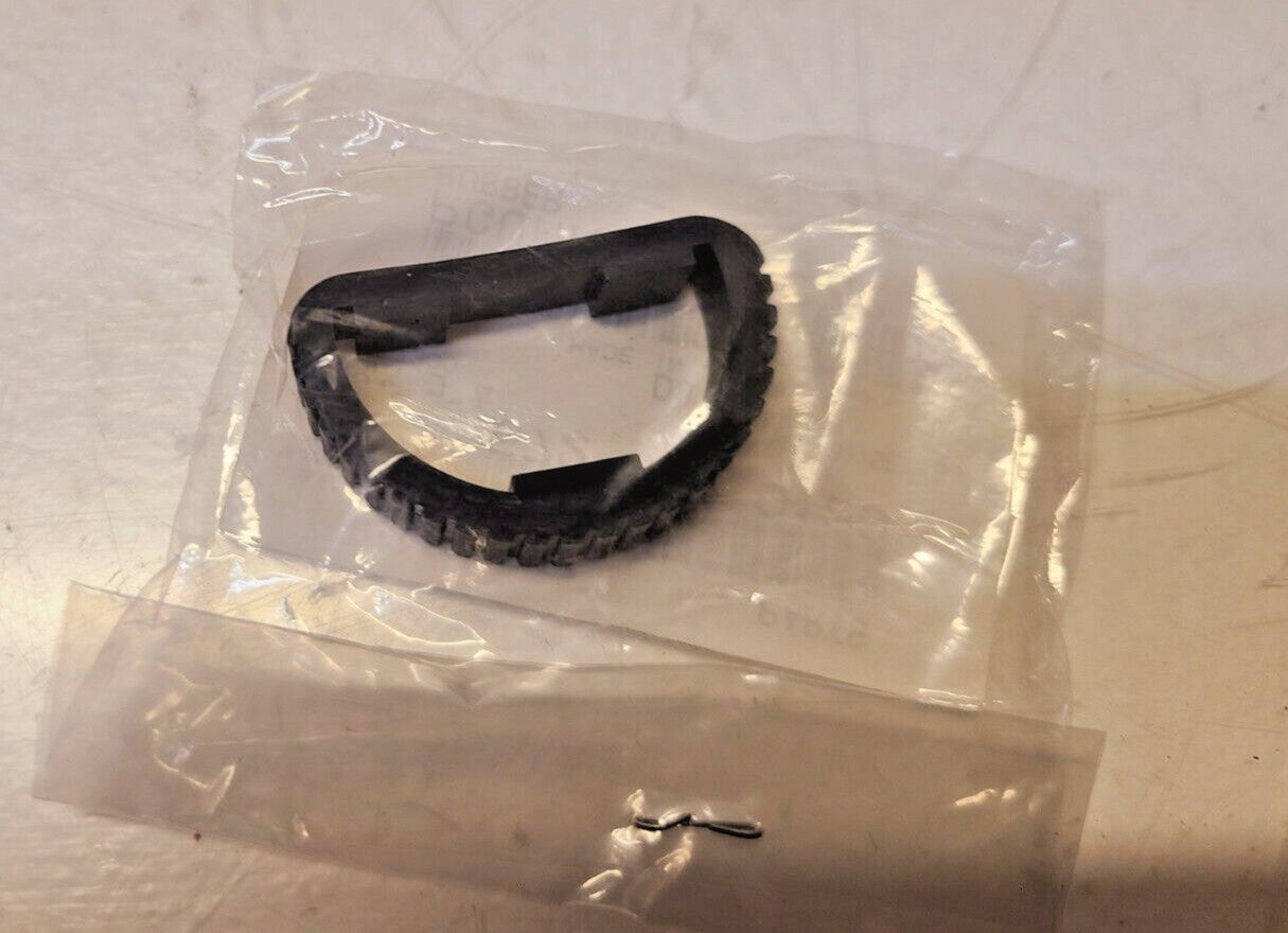 3 Quantity of Sharp Rubbers PGUMR0216FCZZ (3 Qty)