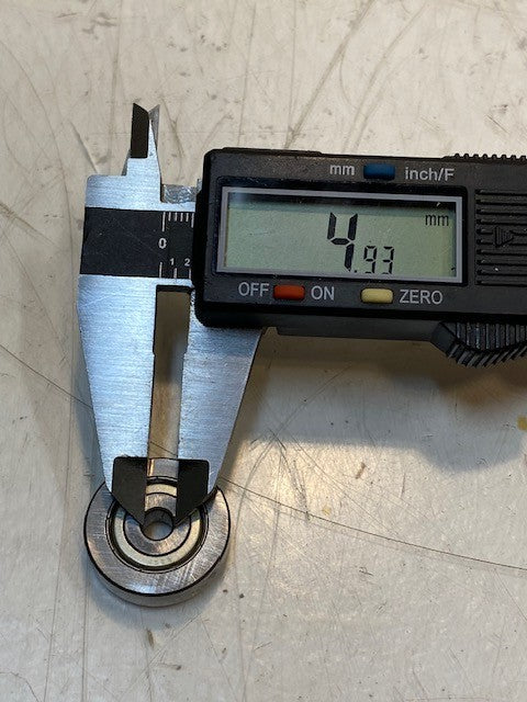 50 Qty of IKS 635Z Sealed Deep Groove Radial Ball Bearings 5x24x6mm (50 Qty)