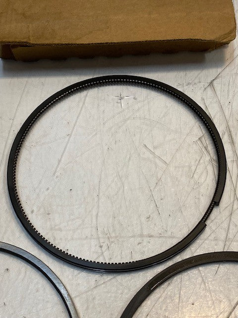 Cummins Piston Ring Set 3804694