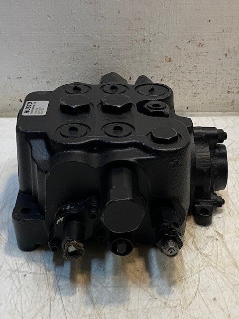 Husco International Ltd. Hydraulic Control Valve E03B390 | 85815584 | 6650 B5 F