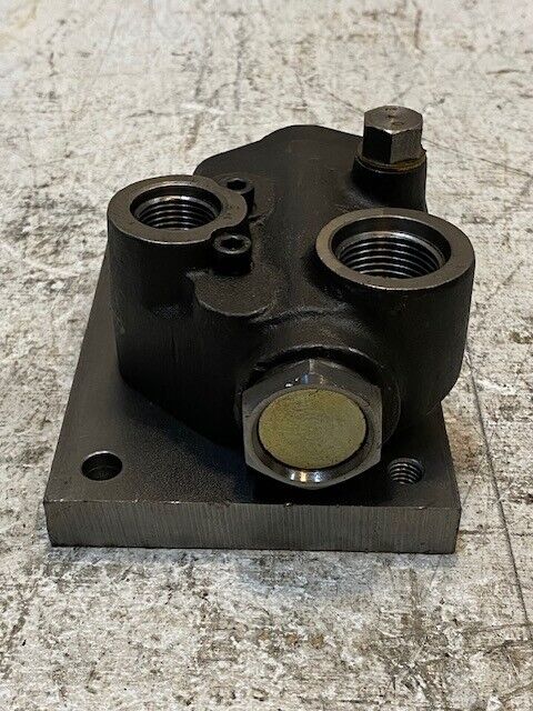 Hydraulic Reservoir Switching Valve 553110468190 | 24mm Bore 20mm Bore