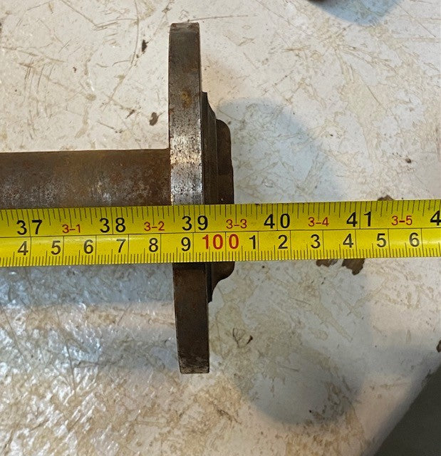 Heavy Duty Rear Axle Shaft S6AN583 | 8-Bolt 37-Spline 39-1/2" Long