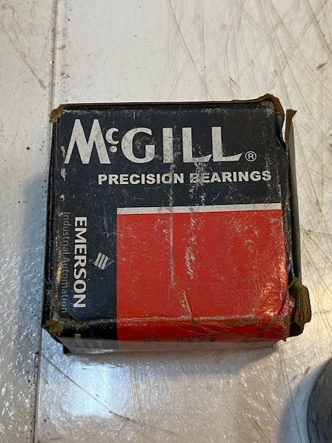 McGill Cam Flat Yoke Follower Roller Bearing Lubri-Disc CYR 2 | 16x51x33mm