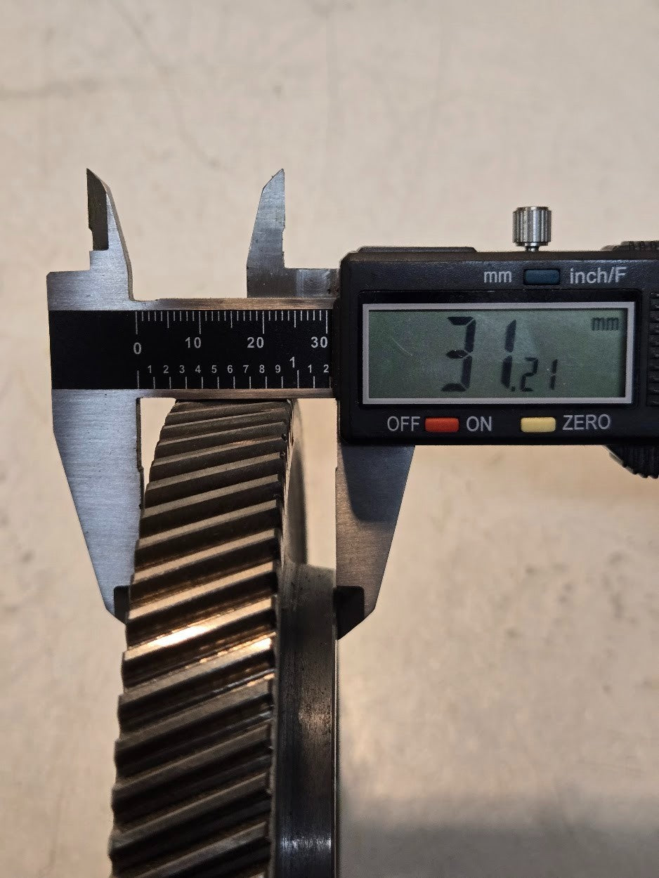 Spur Gear 82 Tooth | 144.36 mm Diameter | 55.56 mm Bore | 31.21 mm Thick