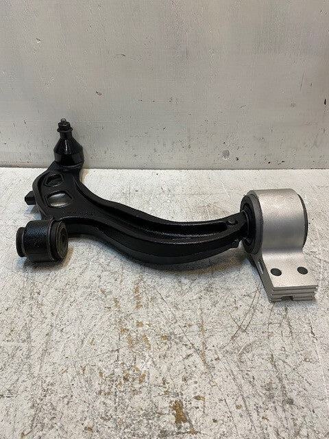 TRQ PSA70936 Control Arm 61166R | ST51