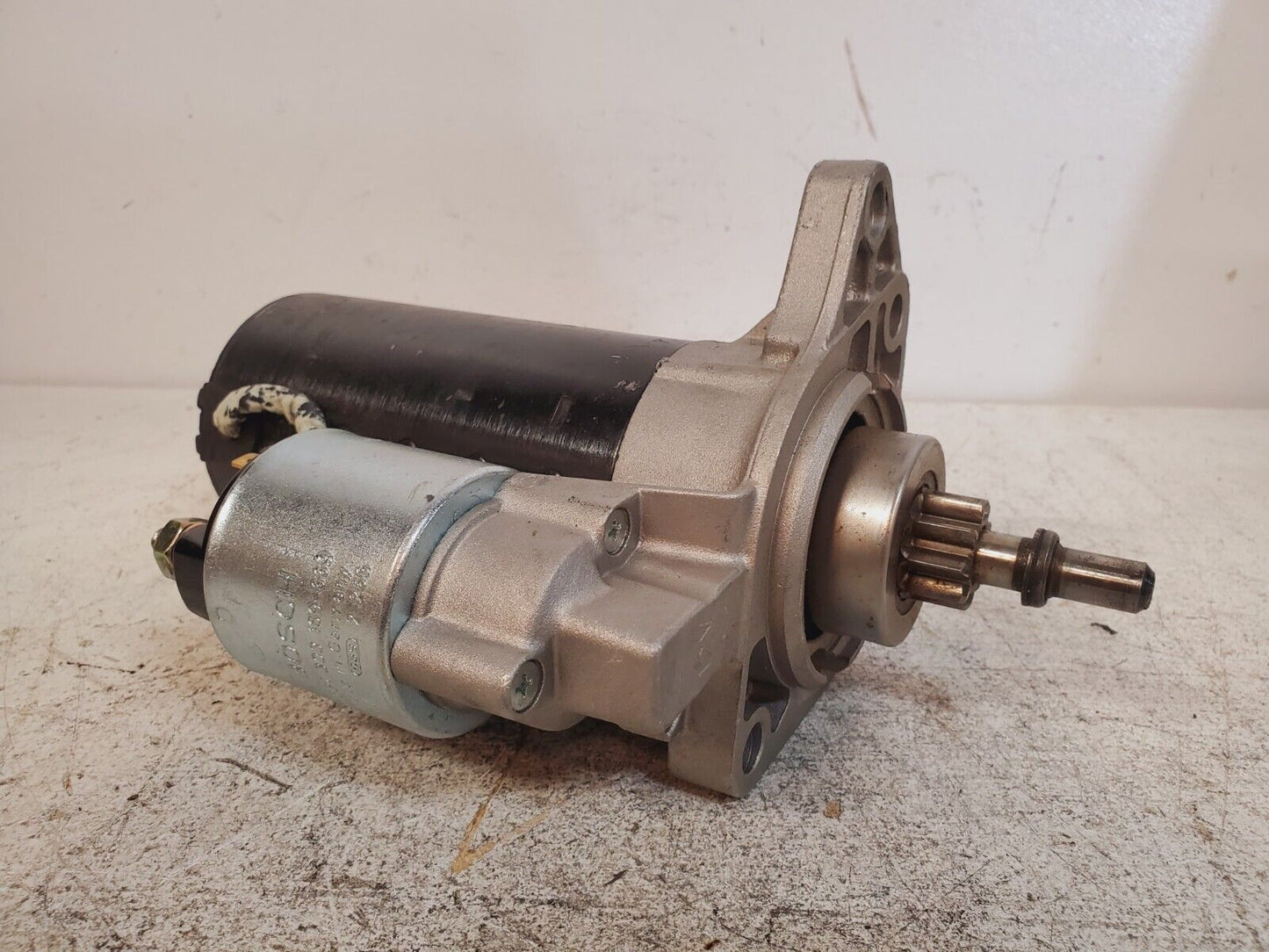 Bosch Remanufactured Starter 17082 | 17222 | 12V | 1005821 | 736 | 14228