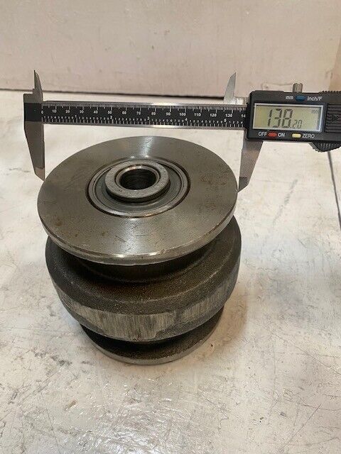 Hydraulic Mount Track Roller 138mm Wide 128mm Tall 26mm Bore Fafnir RA104RR