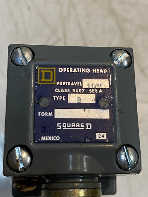 Square D Heavy Duty Limit Switch 9007C54B2 Series A Telemecanique Sensor