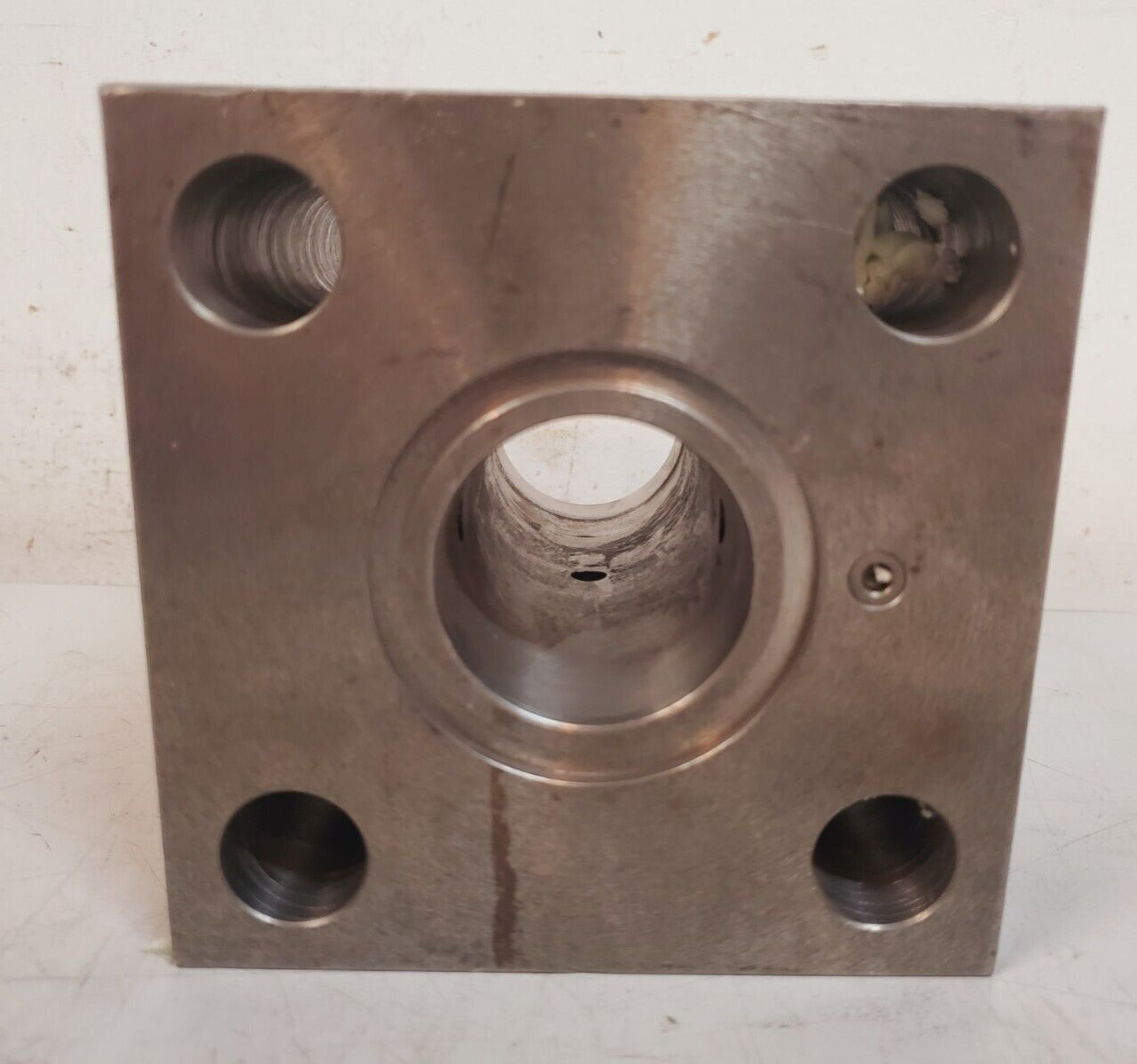 Schwing America INC Cylinder Head for Schwing Concrete Pump 10017555 | 00201449