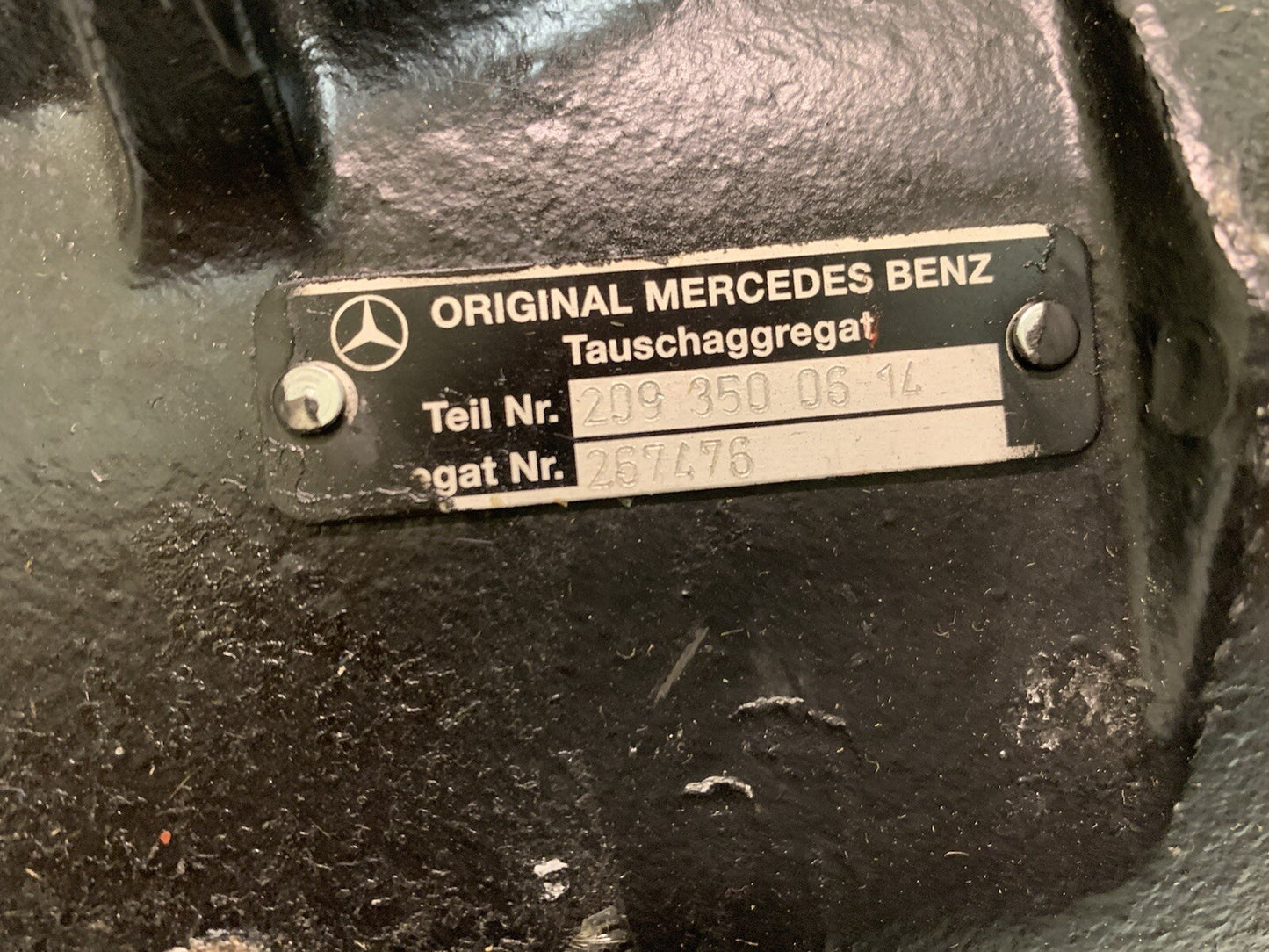 Mercedes Benz Differential A210-351-08-05 Genuine OEM 209-350-06-14