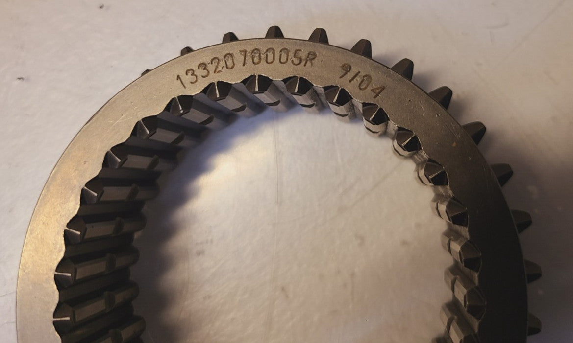 Transmission 1-2 Slider & Reverse Gear 32 Tooth 1332-070-005 | 1332070005R