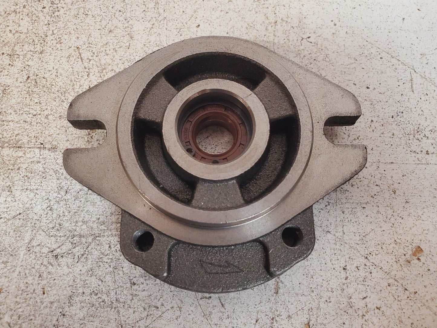 Mounting Flange for Hydraulic Pump 0.750 | 1.250 | 0.615