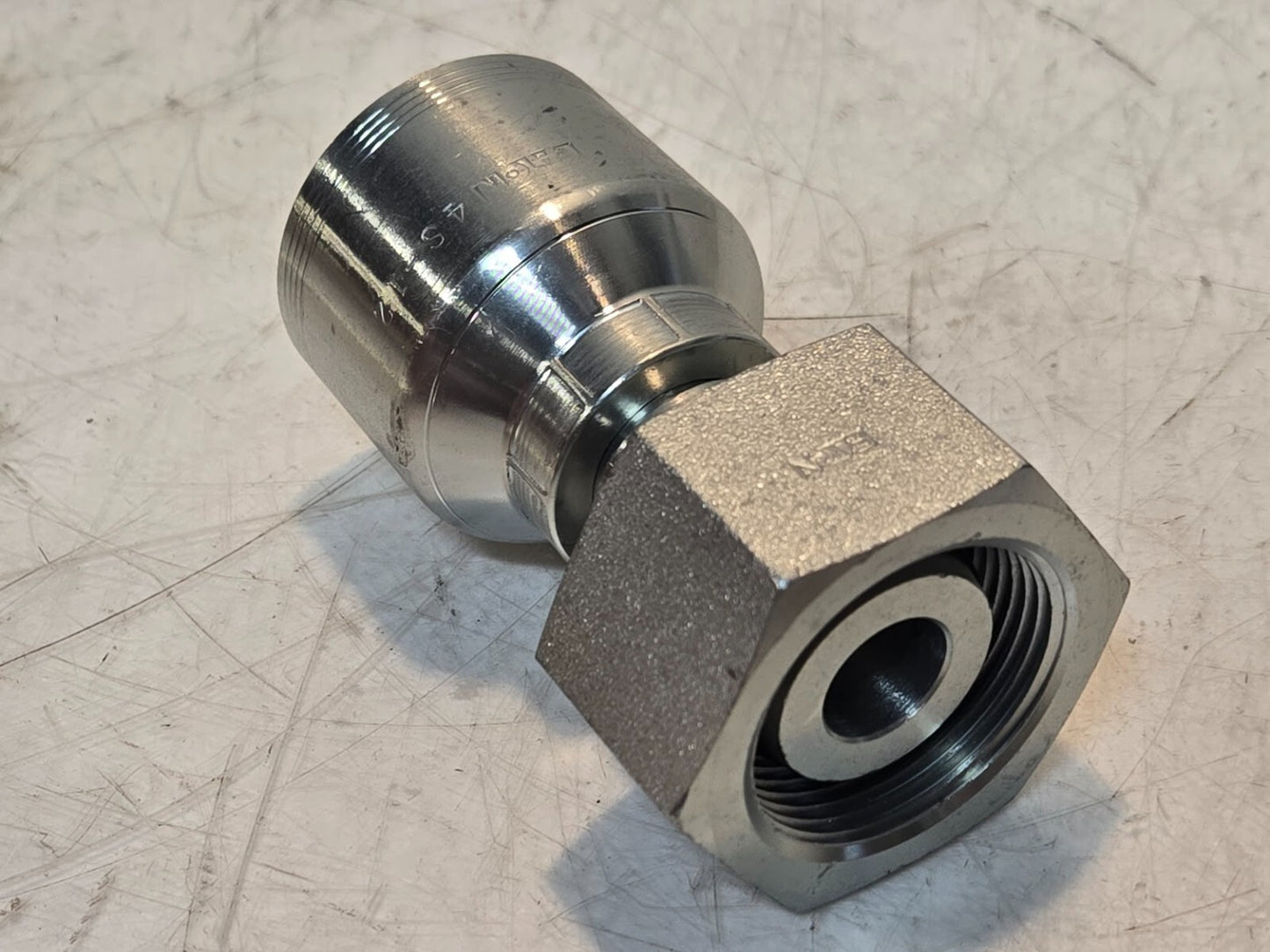 Eaton 4S-12 25S Hydraulic Hose Fitting | 1" Threaded x 4 Wire Spiral Fitting