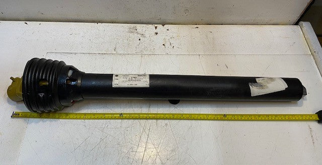 Weasler Stock No 14006442 | 1-3/8" x 6 Spline QD x 1-3/8" Round w/ Pinhole