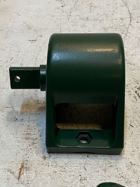 Winder for Tennis Posts, Green, 4" Tall 5-1/2" Wide 3-1/8" Deep