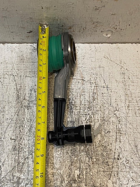 Duralast CS2535 Clutch Slave Cylinder 68026 | G1275-2 | ZA34018B1