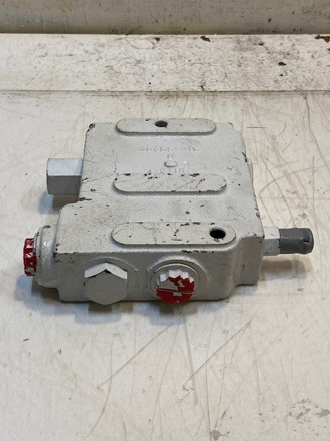 Hydraulic Control Valve 39055-31C | 2114 | 390P5