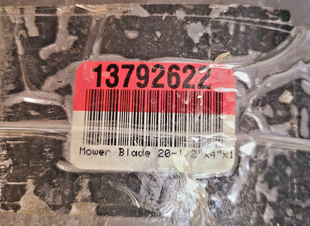 Rotary Cutter Mower Blade S8589 | 20-1/2" x 4" x 1" | H806