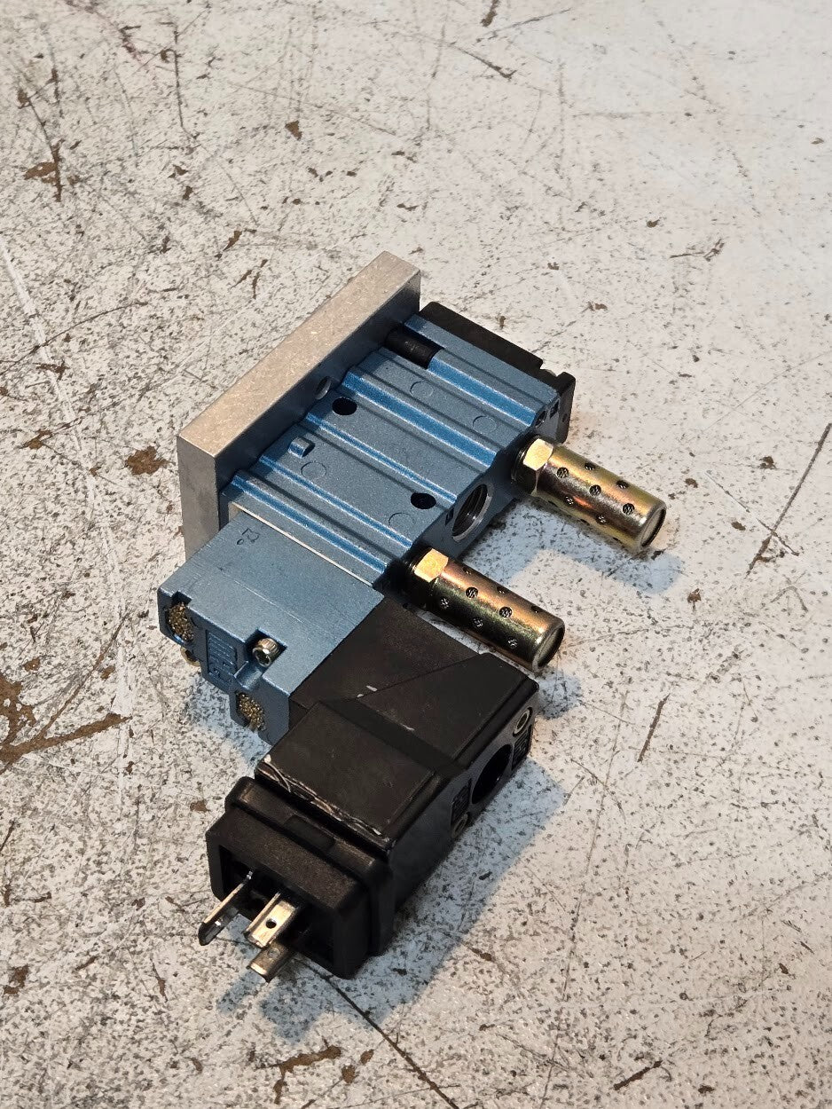 MAC Valves 411A-BOA-DM-DDAJ-1JM with Manifold Block and Solenoid DMB-DDAJ-1JM