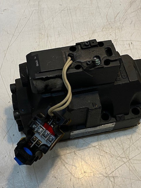 Harsco Track Technologies HTT Directional Control Valve 0-3333039-0-03